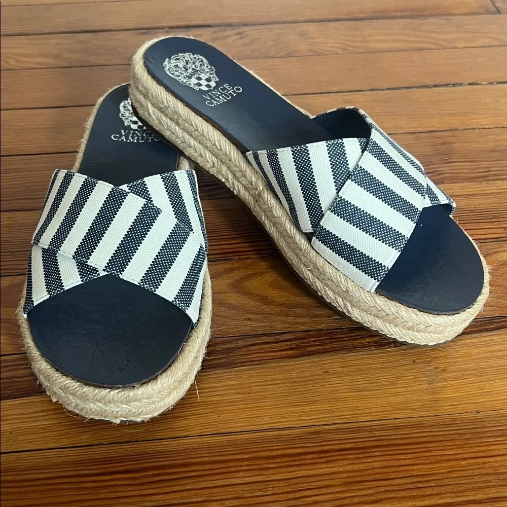 Vince Camuto Striped Navy and Cream Classic Espadrille Platform Slides Size 8.5